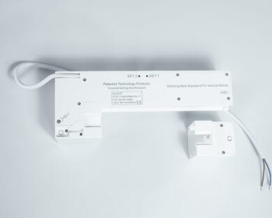 Động Cơ Rèm Sáo Dọc Q1 VERTICAL WIFI